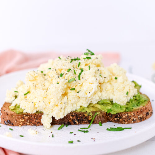 The BEST Scrambled Eggs - Light & Fluffy! - Julie's Eats & Treats ®