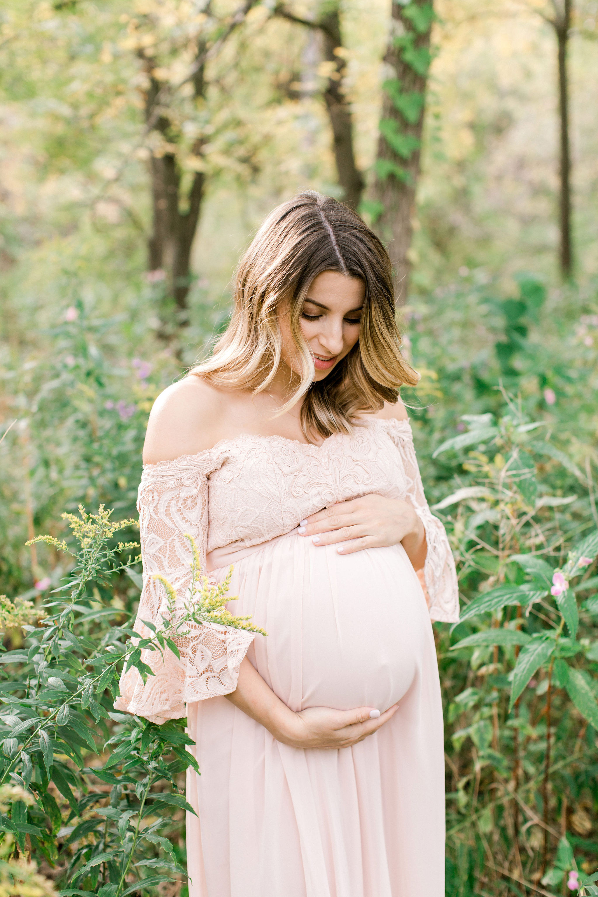 Outdoor Boho Maternity Photoshoot - Healthnut Nutrition