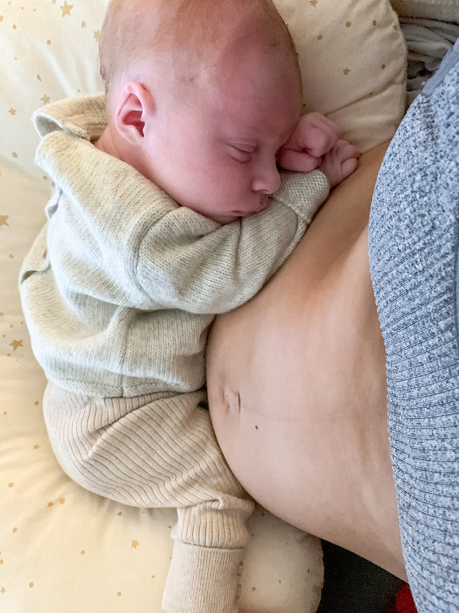 My postpartum experience, and what I’ve been doing to heal my body and feel my best both mentally and physically! What postpartum recovery really looks like, my tips for postpartum care, and what to expect in the weeks after giving birth.